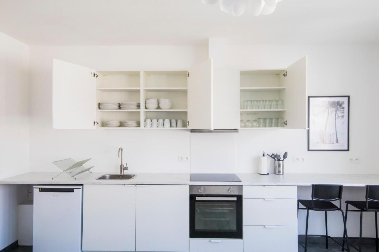 Travelease - Midi Bed and Breakfast Anderlecht Buitenkant foto