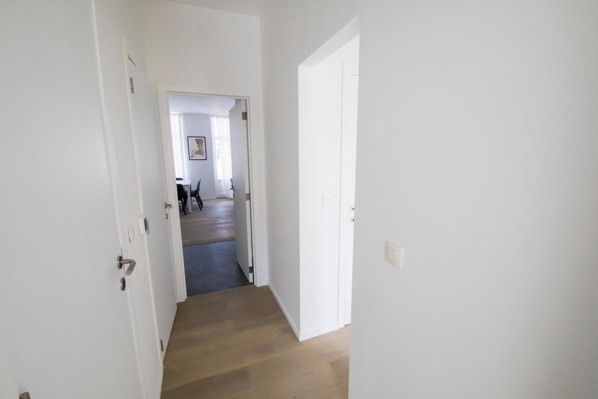Travelease - Midi Bed and Breakfast Anderlecht Buitenkant foto
