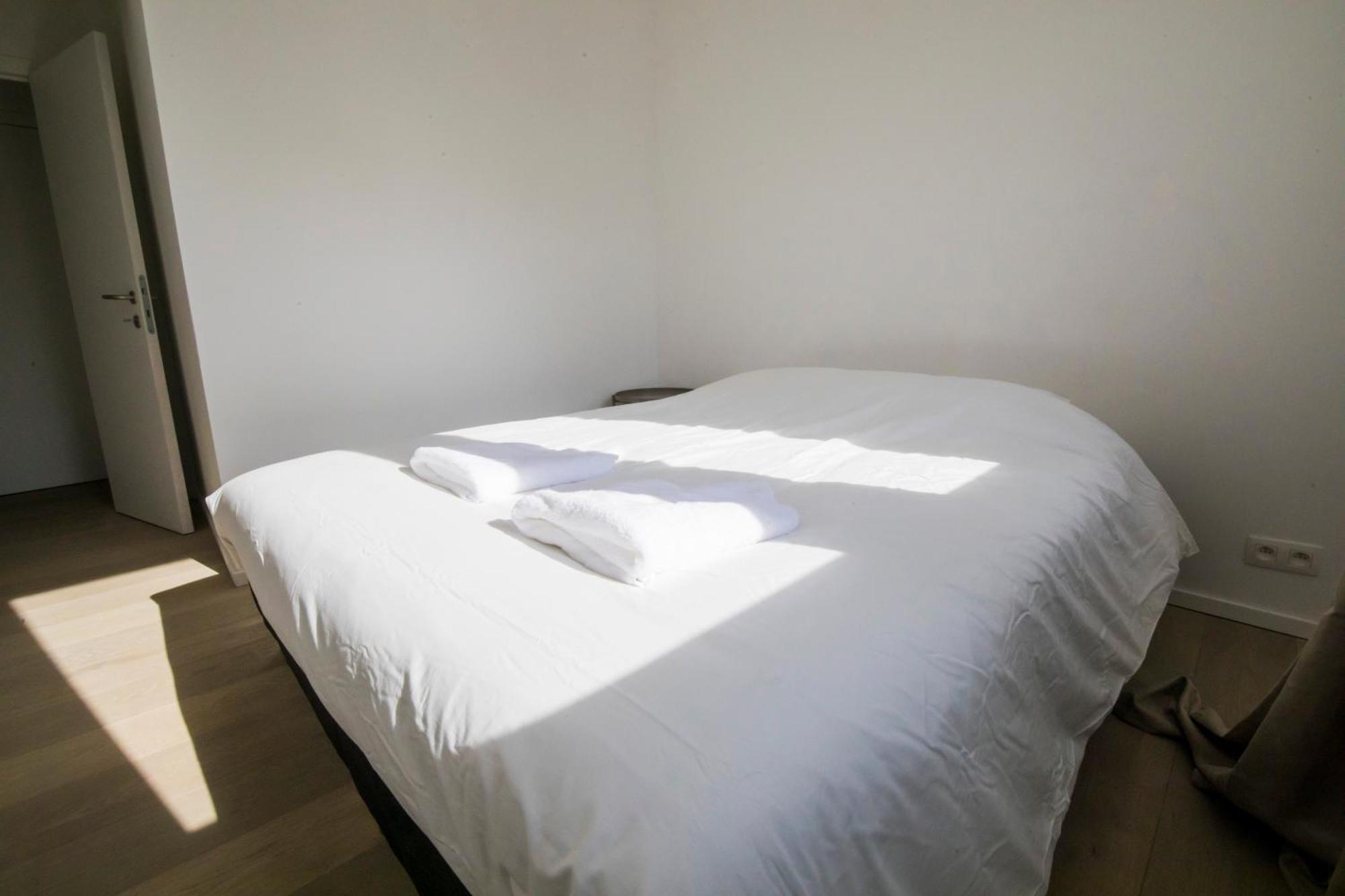 Travelease - Midi Bed and Breakfast Anderlecht Buitenkant foto
