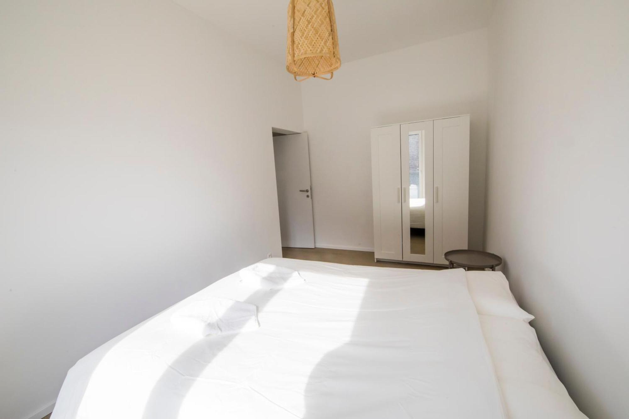 Travelease - Midi Bed and Breakfast Anderlecht Buitenkant foto